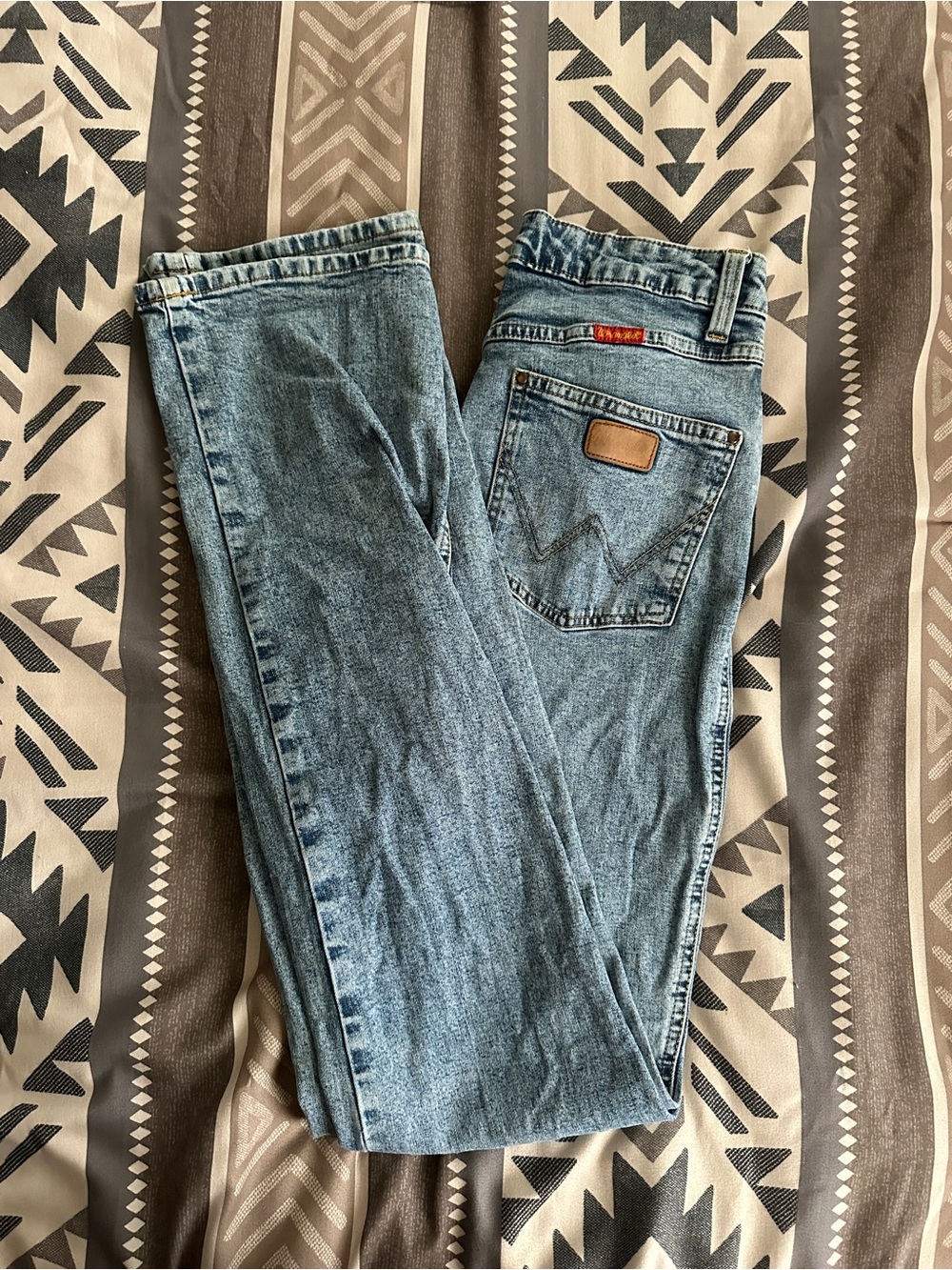 Vintage Inspired Wrangler Light Wash Jeans - Blue